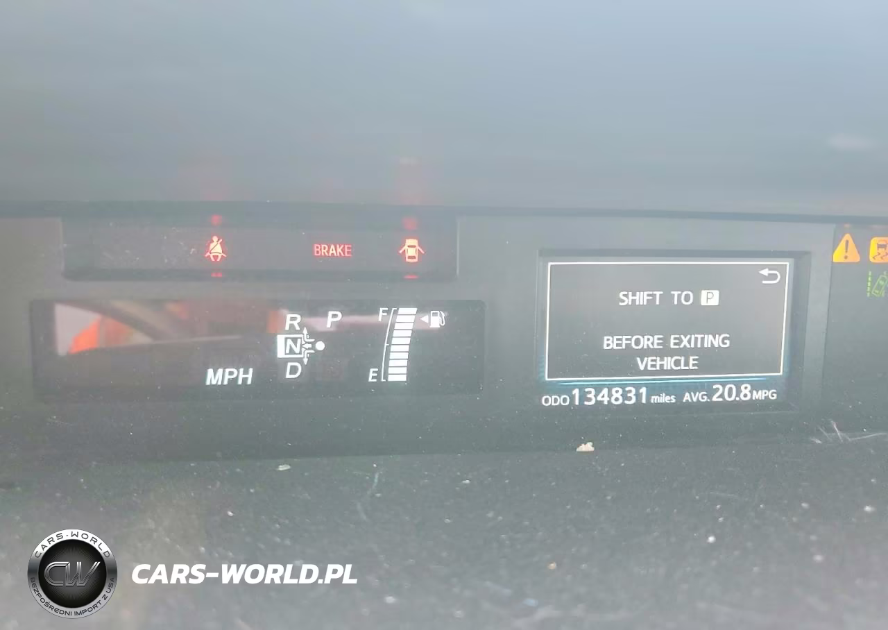 2017 Toyota Prius V Five VIN:JTDZN3EU8HJ067750 - 9