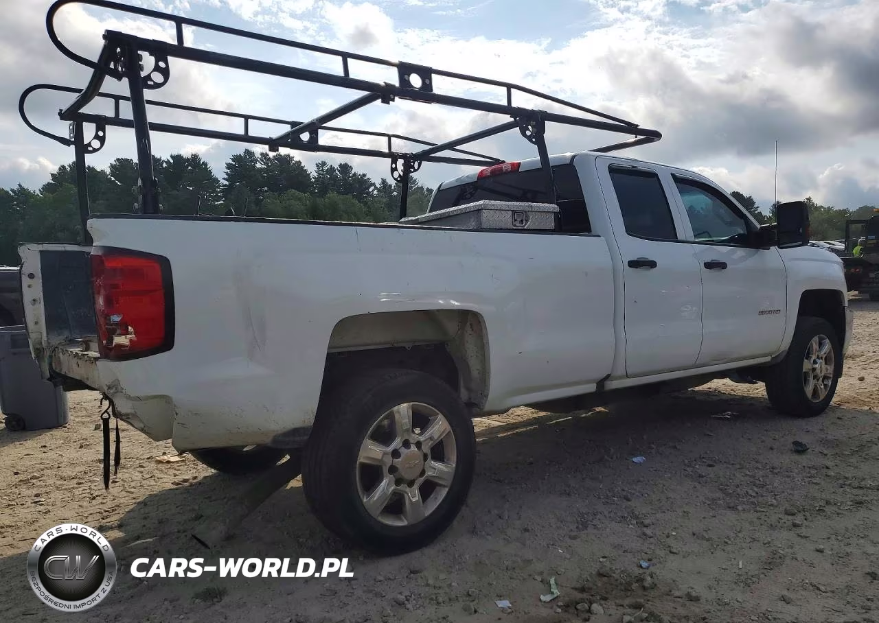 2016 Chevrolet Silverado C2500 Heavy Duty VIN:1GC2CUEG3GZ336907 - 3