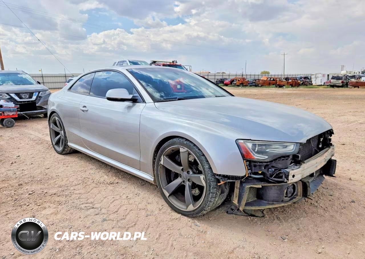 2014 Audi Rs5 VIN:WUAC6AFR5EA901473 - 4