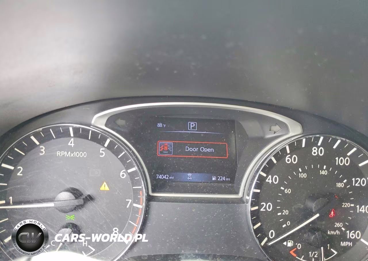 2020 Nissan Pathfinder S VIN:5N1DR2AN2LC639962 - 9