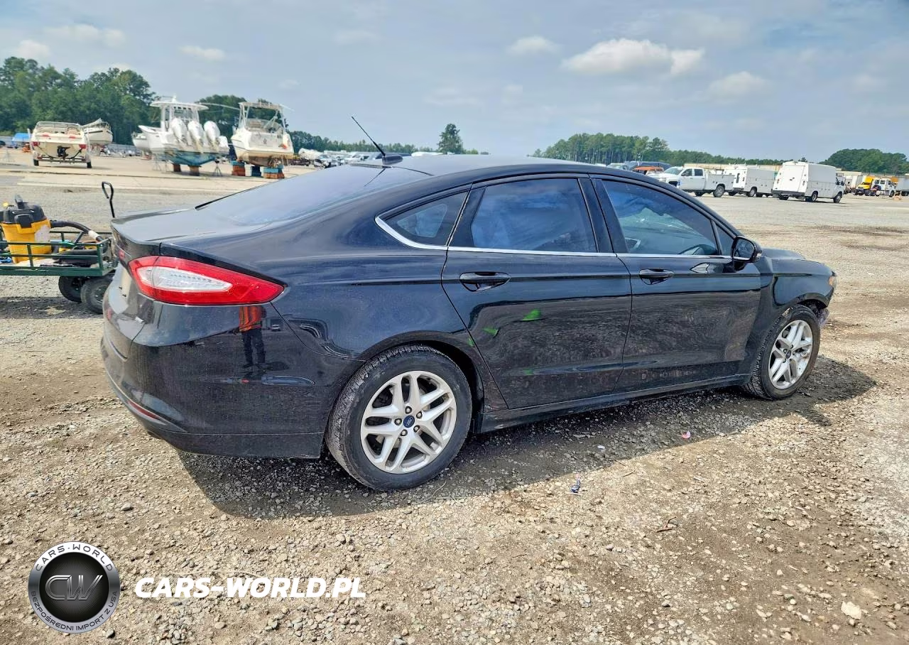2015 Ford Fusion Se VIN:1FA6P0H73F5110050 - 3
