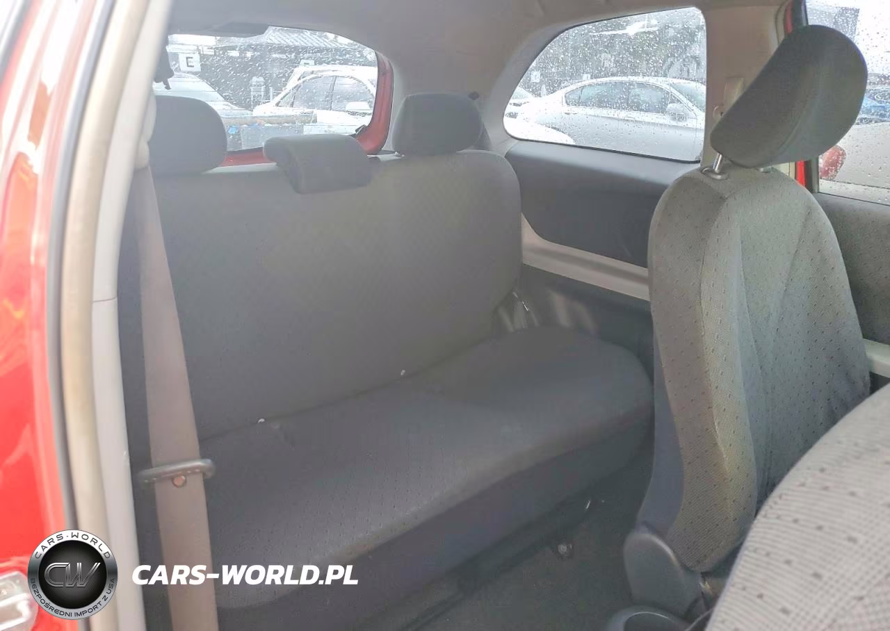 2009 Toyota Yaris Base VIN:JTDJT903895225924 - 10