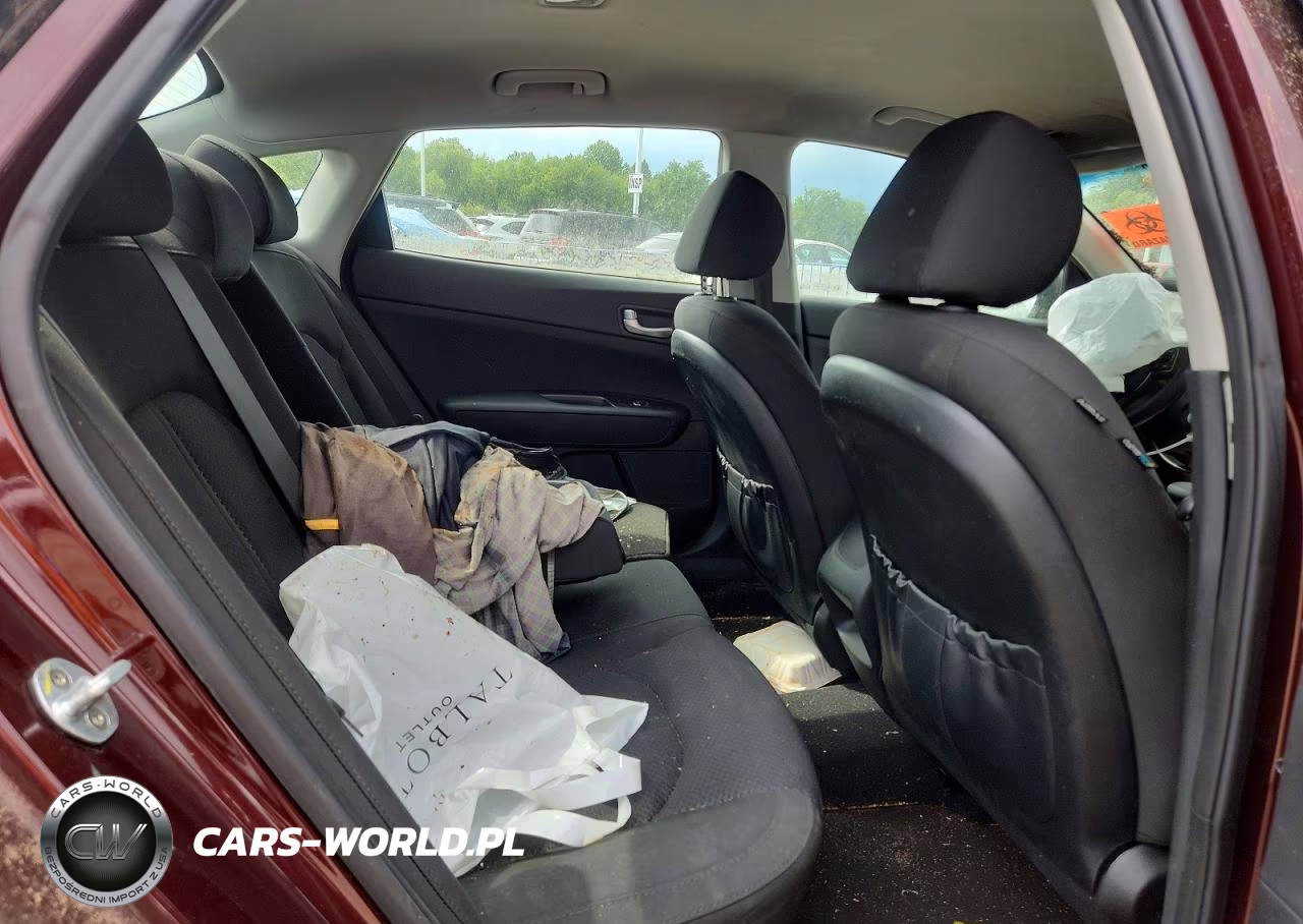 2017 Kia Optima Lx VIN:5XXGT4L35HG139960 - 10