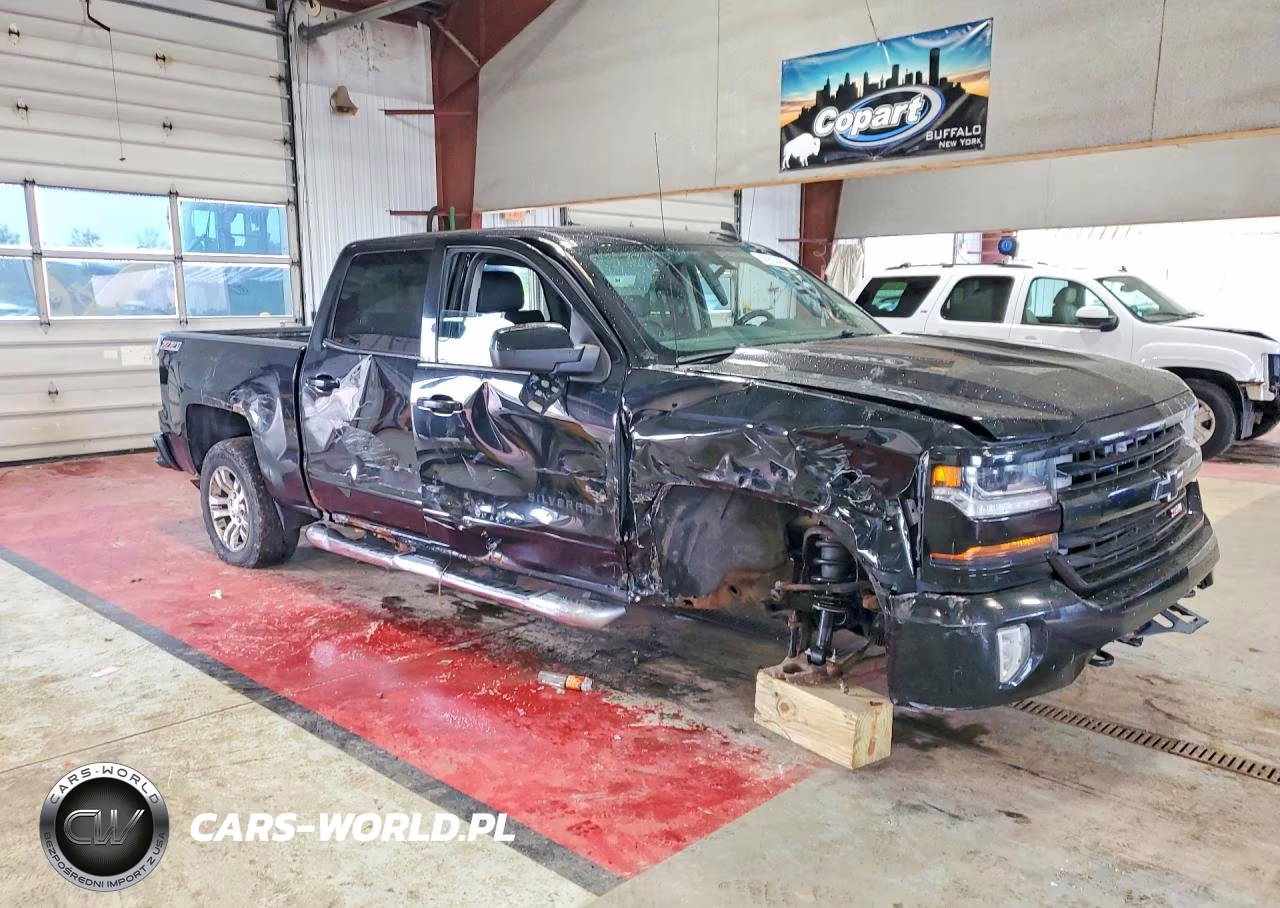 2016 Chevrolet Silverado 1500 VIN:3GCUKREC2GG166884 - 4