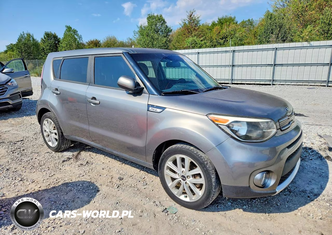 2018 Kia Soul + VIN:KNDJP3A55J7517993 - 4