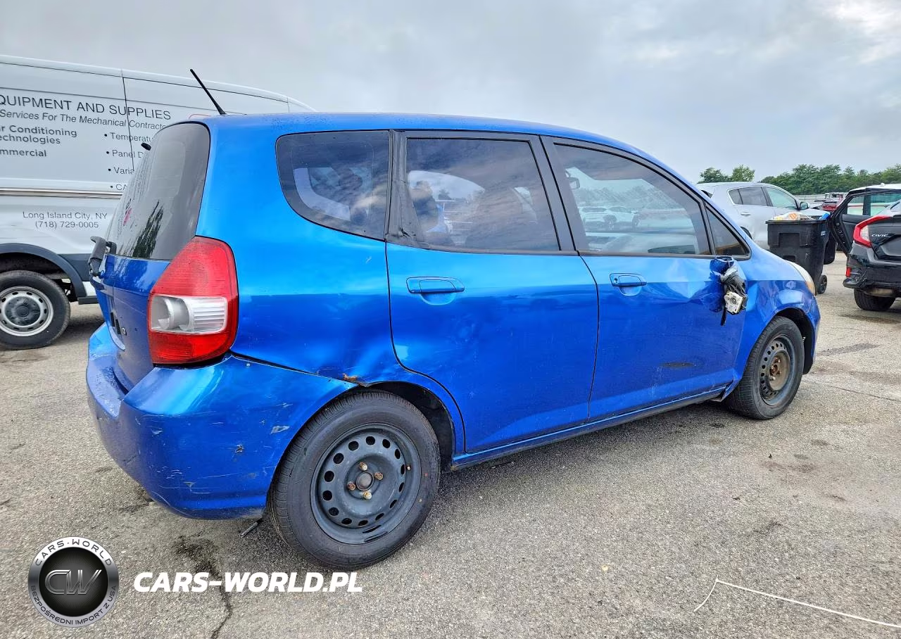 2007 Honda Fit VIN:JHMGD38457S044861 - 3