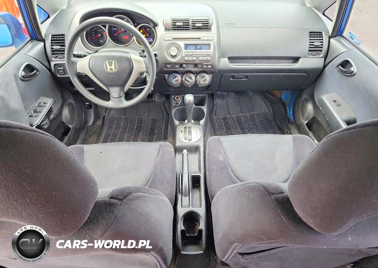 2007 Honda Fit VIN:JHMGD38457S044861 - 8