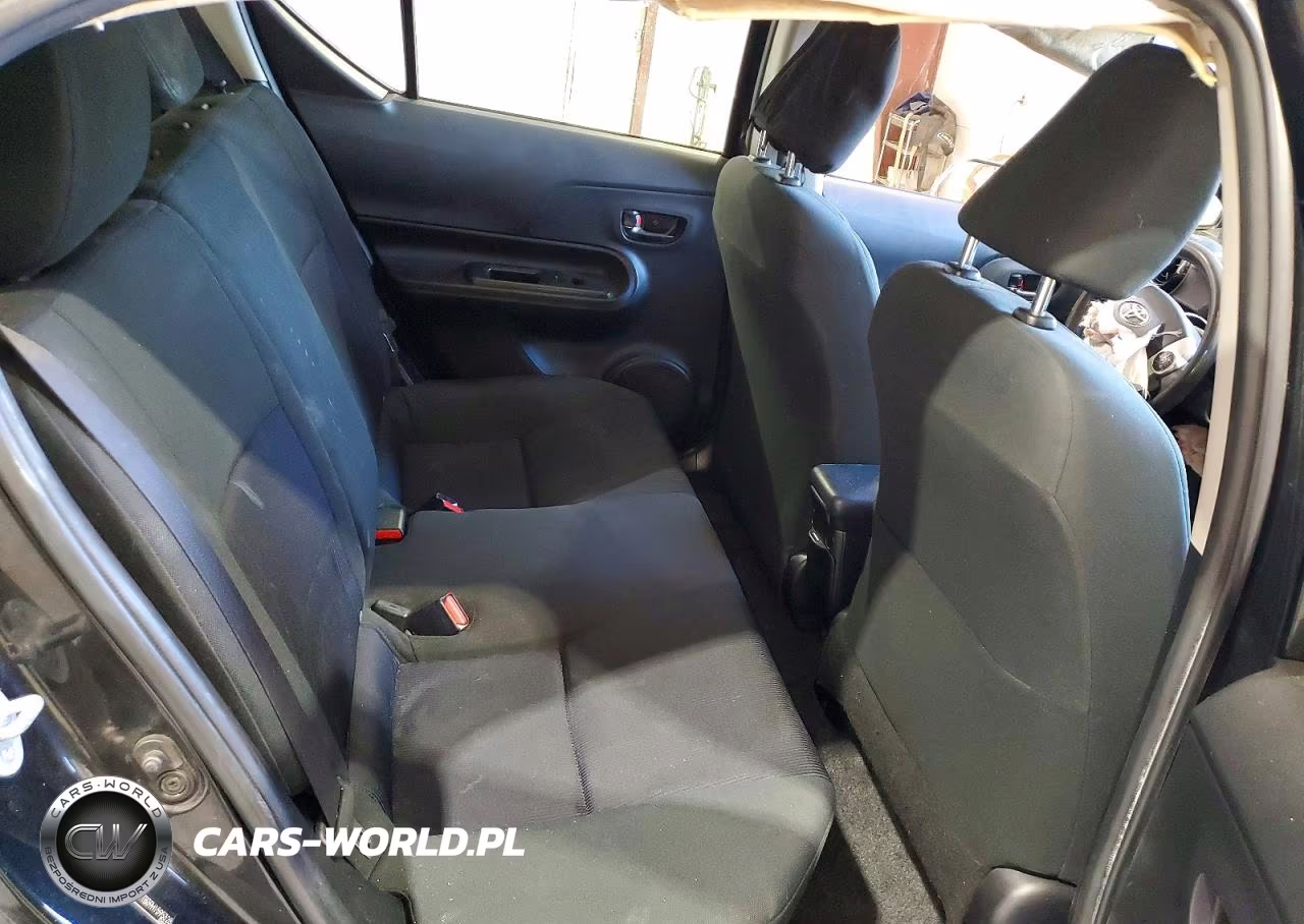 2017 Toyota Prius C Two VIN:JTDKDTB39H1595328 - 10