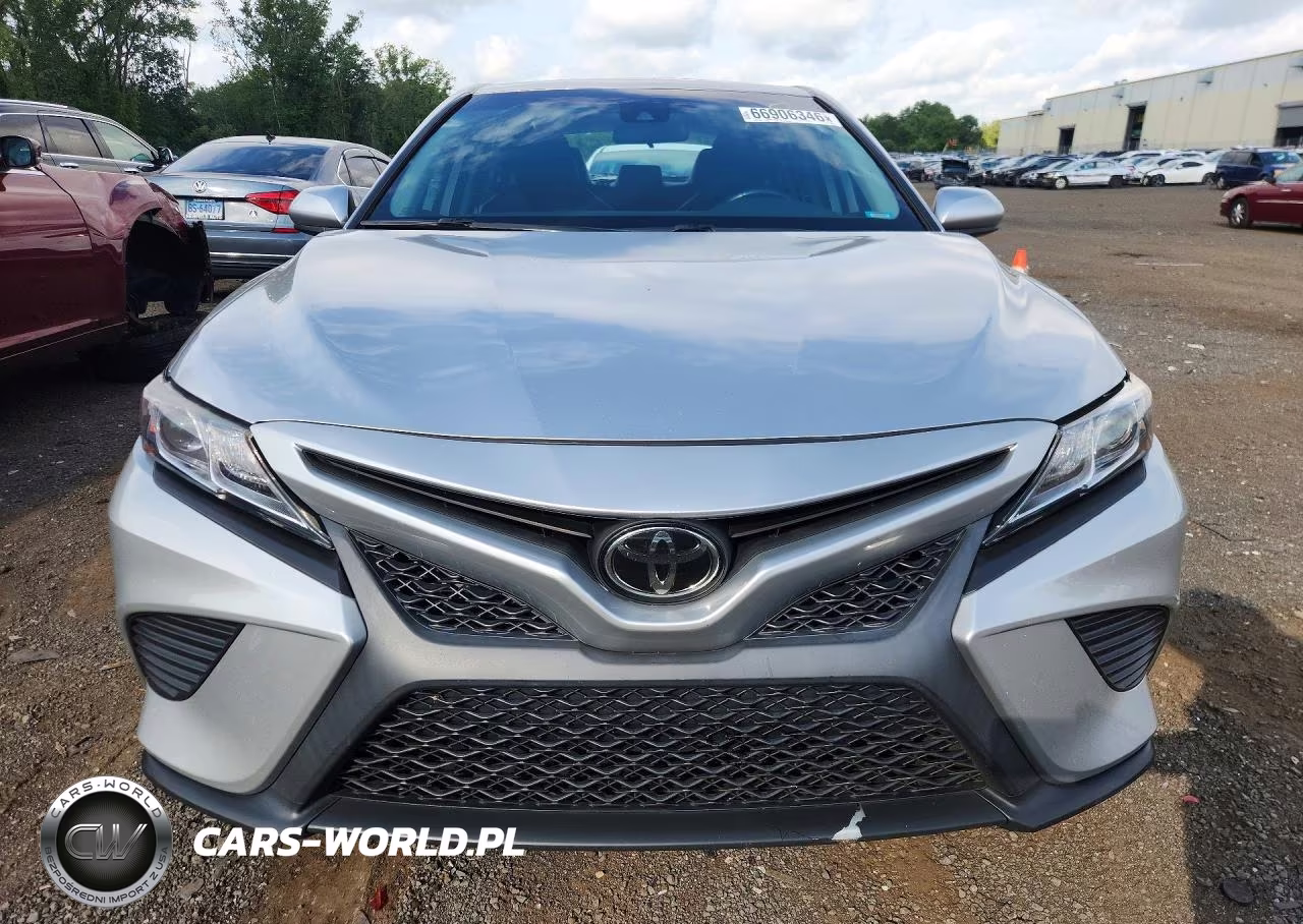 2020 Toyota Camry Se VIN:4T1G11AK7LU910822 - 5