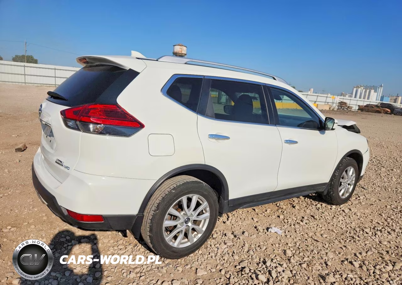 2019 Nissan Rogue S VIN:KNMAT2MV3KP558271 - 3