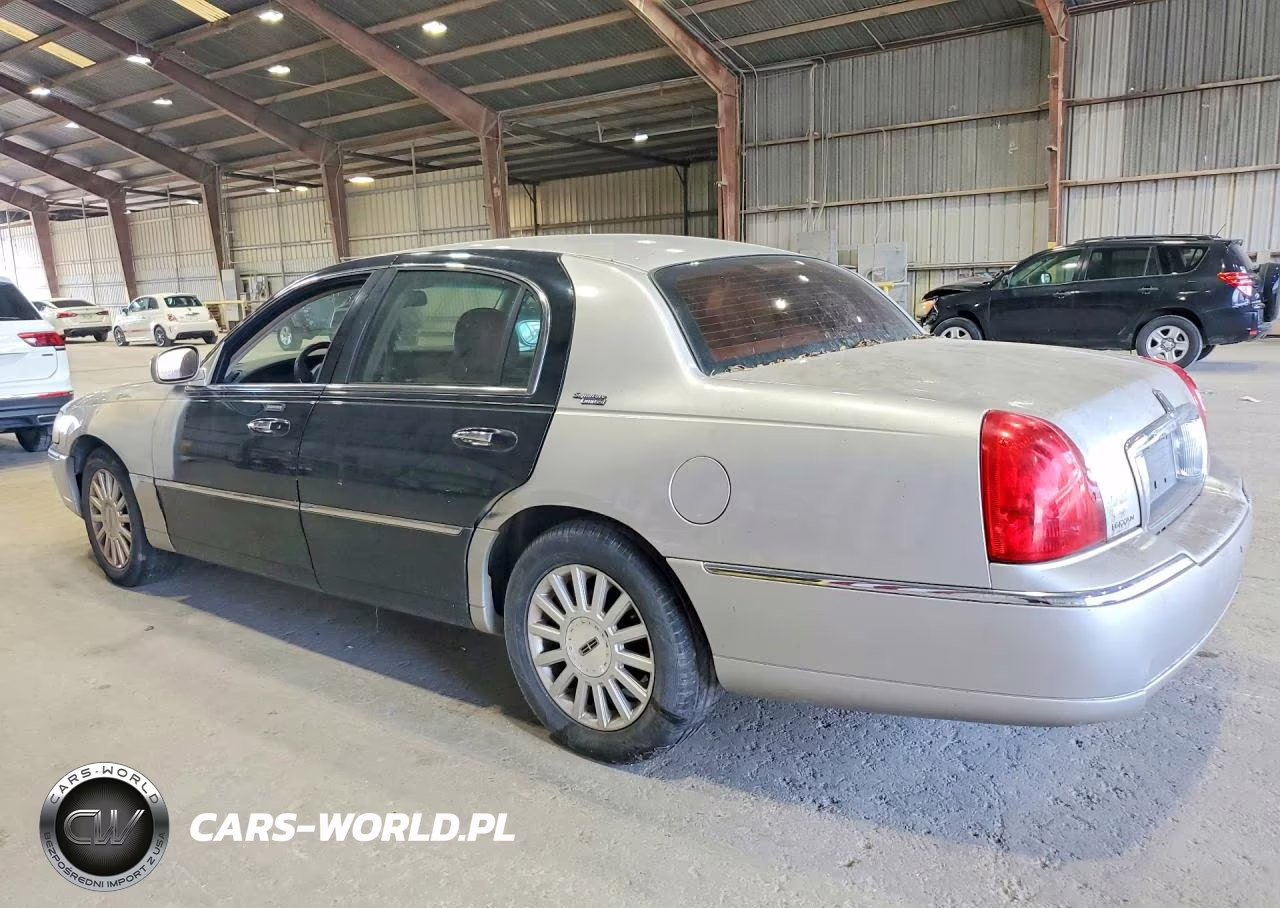 2007 Lincoln Town Car Signature Limited VIN:1LNHM82V47Y620159 - 2