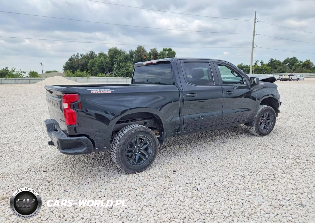 2021 Chevrolet Silverado K1500 Trail Boss Custom VIN:1GCPYCEF7MZ370515 - 3