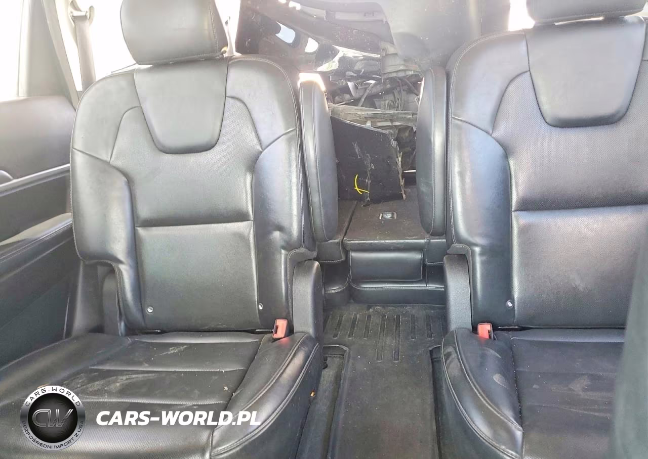 2020 Kia Telluride S VIN:5XYP64HC6LG077053 - 10