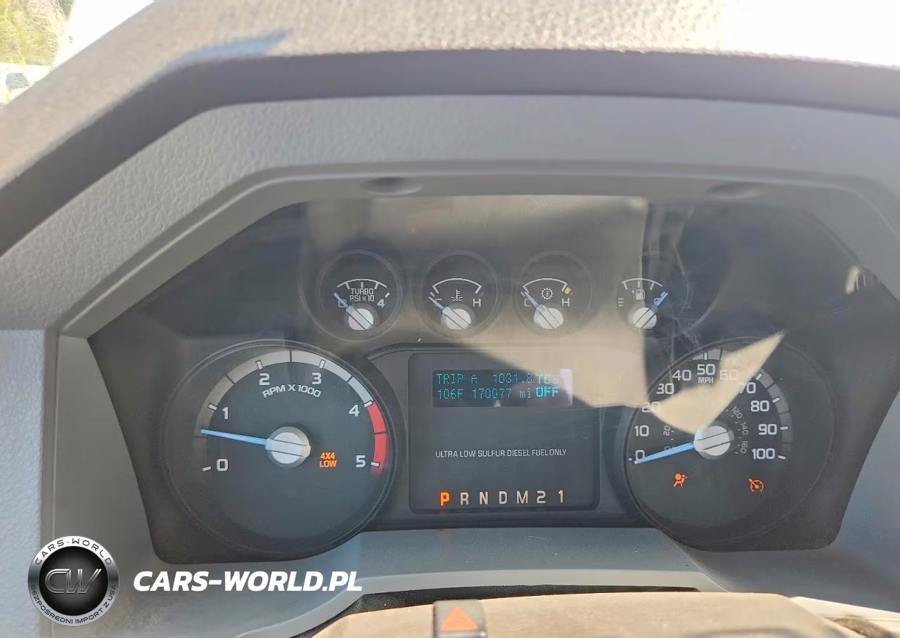 2015 Ford F450 Super Duty VIN:1FDUF4HT7FED56734 - 9