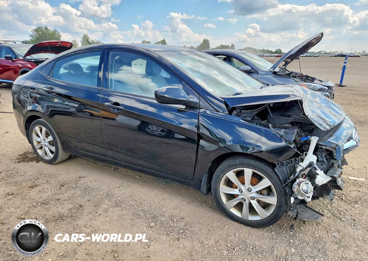 2014 Hyundai Accent Gls VIN:KMHCU4AE4EU603161 - 4