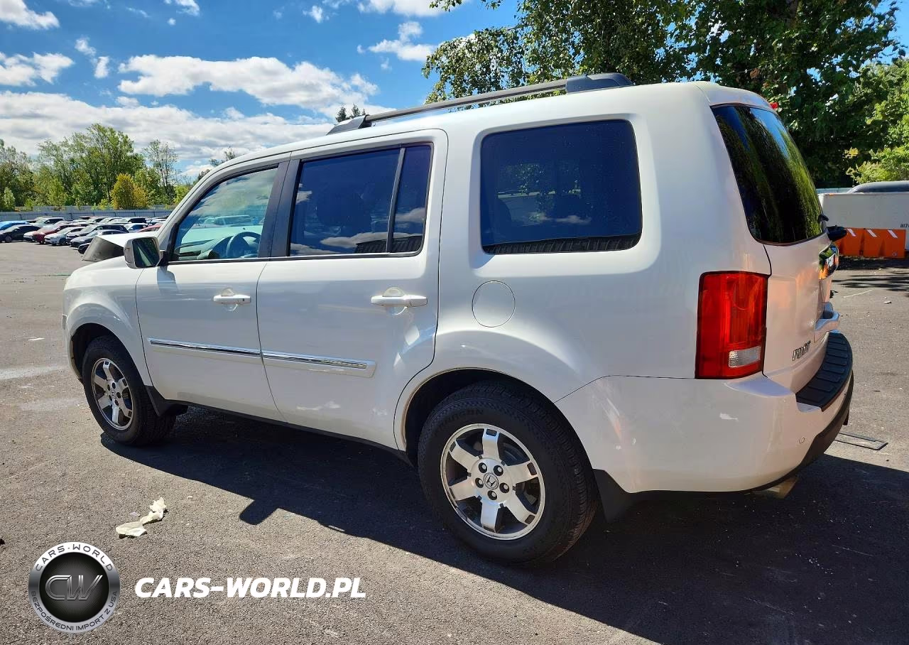 2011 Honda Pilot Touring VIN:5FNYF4H98BB084603 - 2