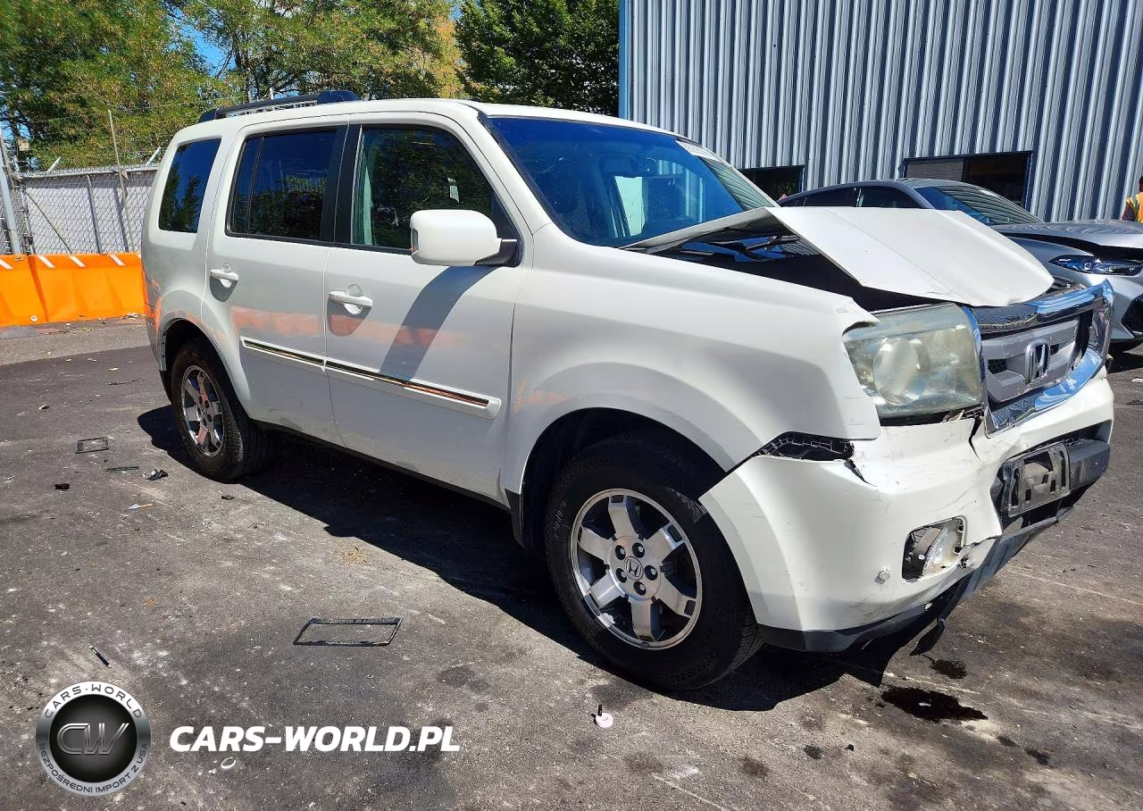 2011 Honda Pilot Touring VIN:5FNYF4H98BB084603 - 4