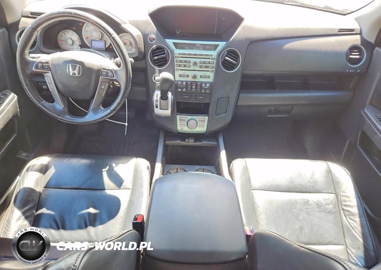 2011 Honda Pilot Touring VIN:5FNYF4H98BB084603 - 8