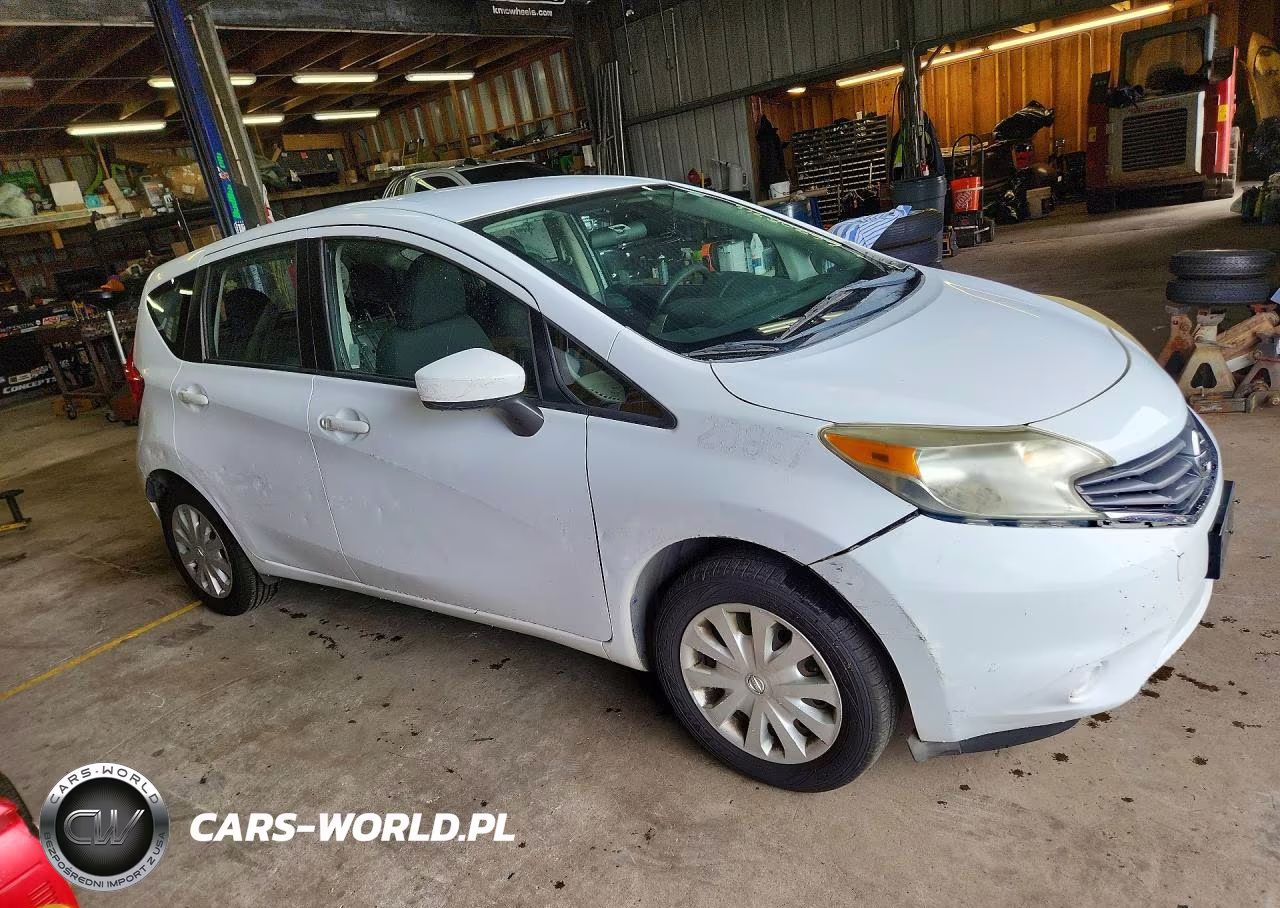 2015 Nissan Versa Note S Plus VIN:3N1CE2CP5FL420757 - 4
