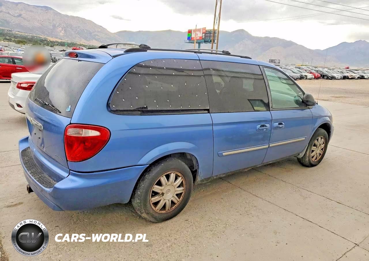 2007 Chrysler Town & Country Touring VIN:2A4GP54L37R231514 - 3