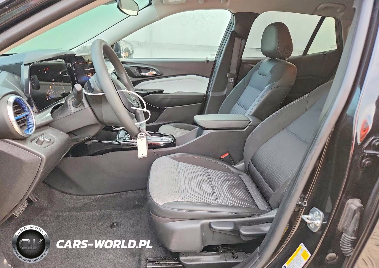 2025 Chevrolet Trax 1Lt VIN:KL77LHEP2SC203657 - 7