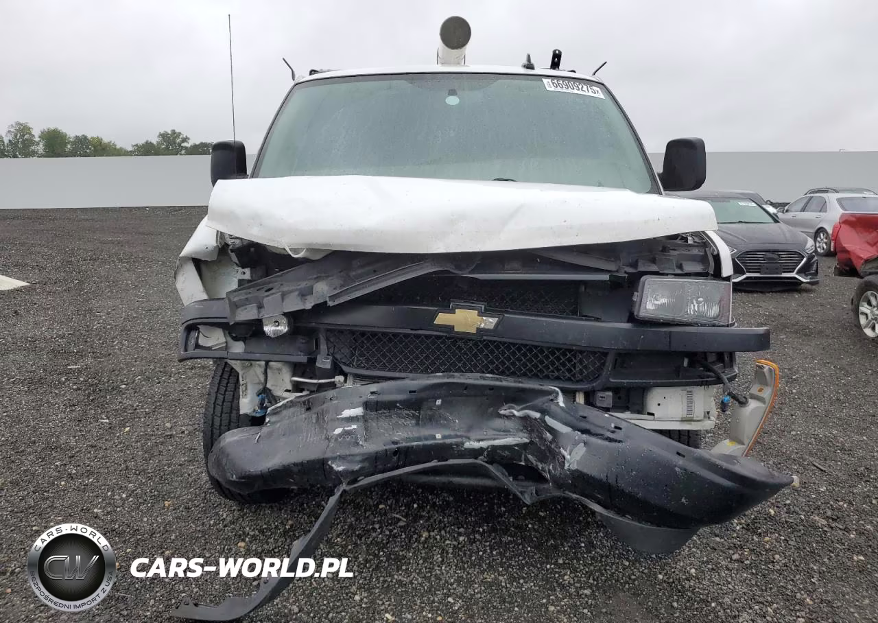 2022 Chevrolet Express G3500 VIN:1GCZGGFPXN1261959 - 5