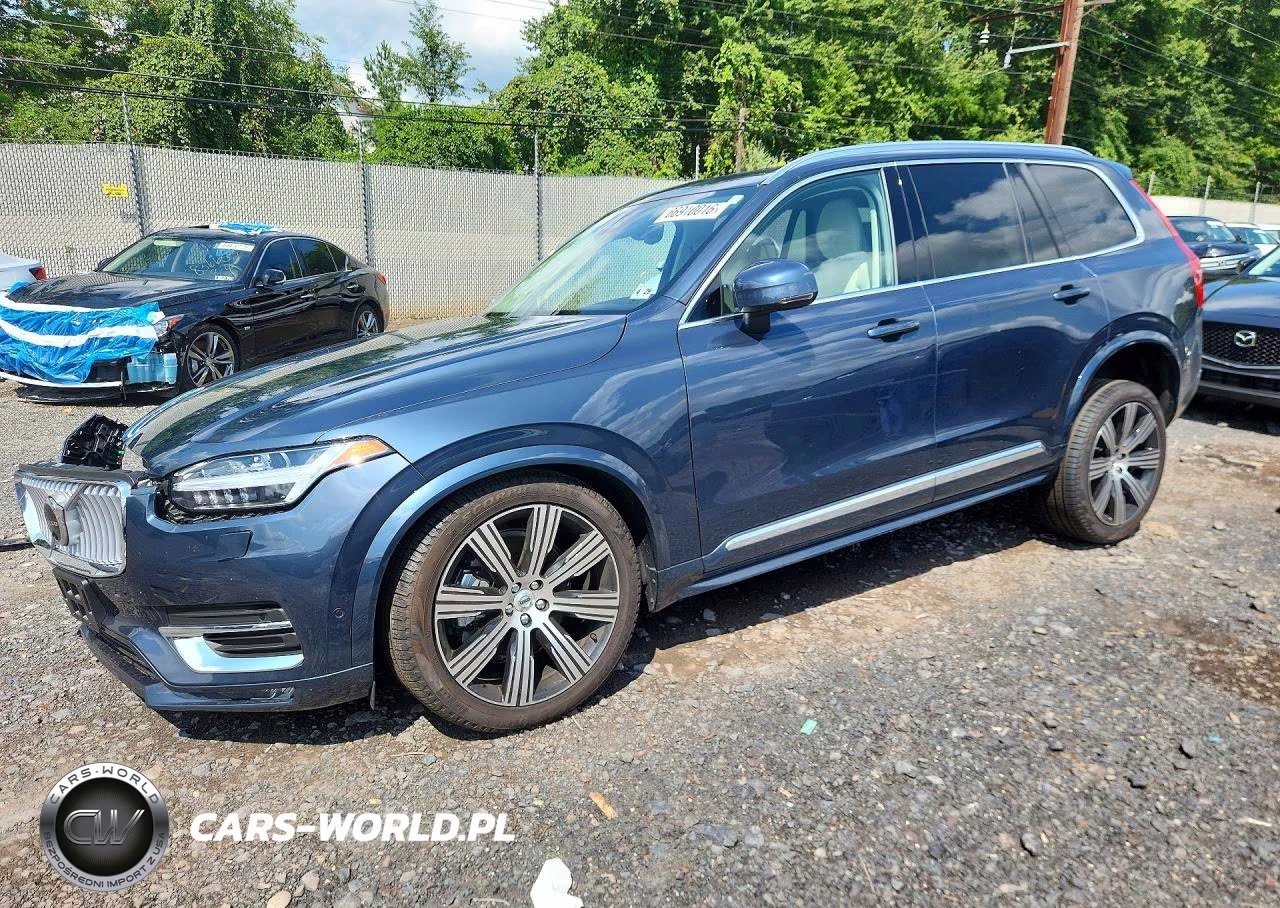 2024 Volvo Xc90 Plus – zdjęcie 1 z 13