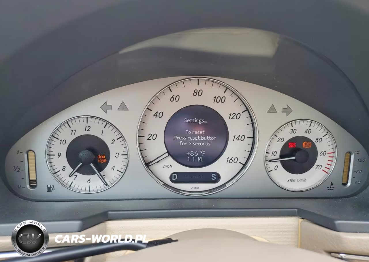 2003 Mercedes-Benz E 500 VIN:WDBUF70J33A181089 - 9