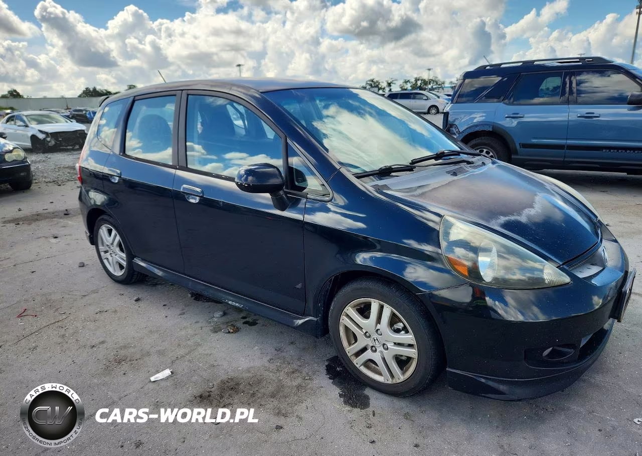 2007 Honda Fit S VIN:JHMGD38657S062598 - 4