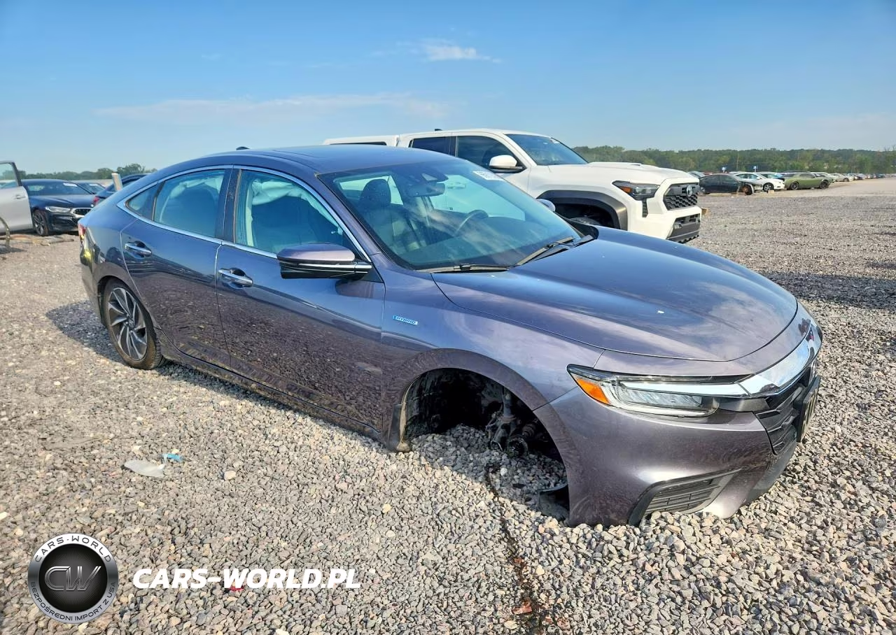 2019 Honda Insight Touring VIN:19XZE4F93KE006987 - 4