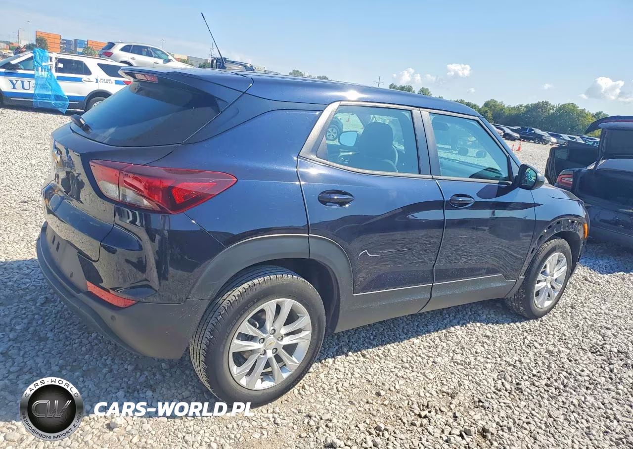 2021 Chevrolet Trailblazer Ls VIN:KL79MMS26MB106915 - 3