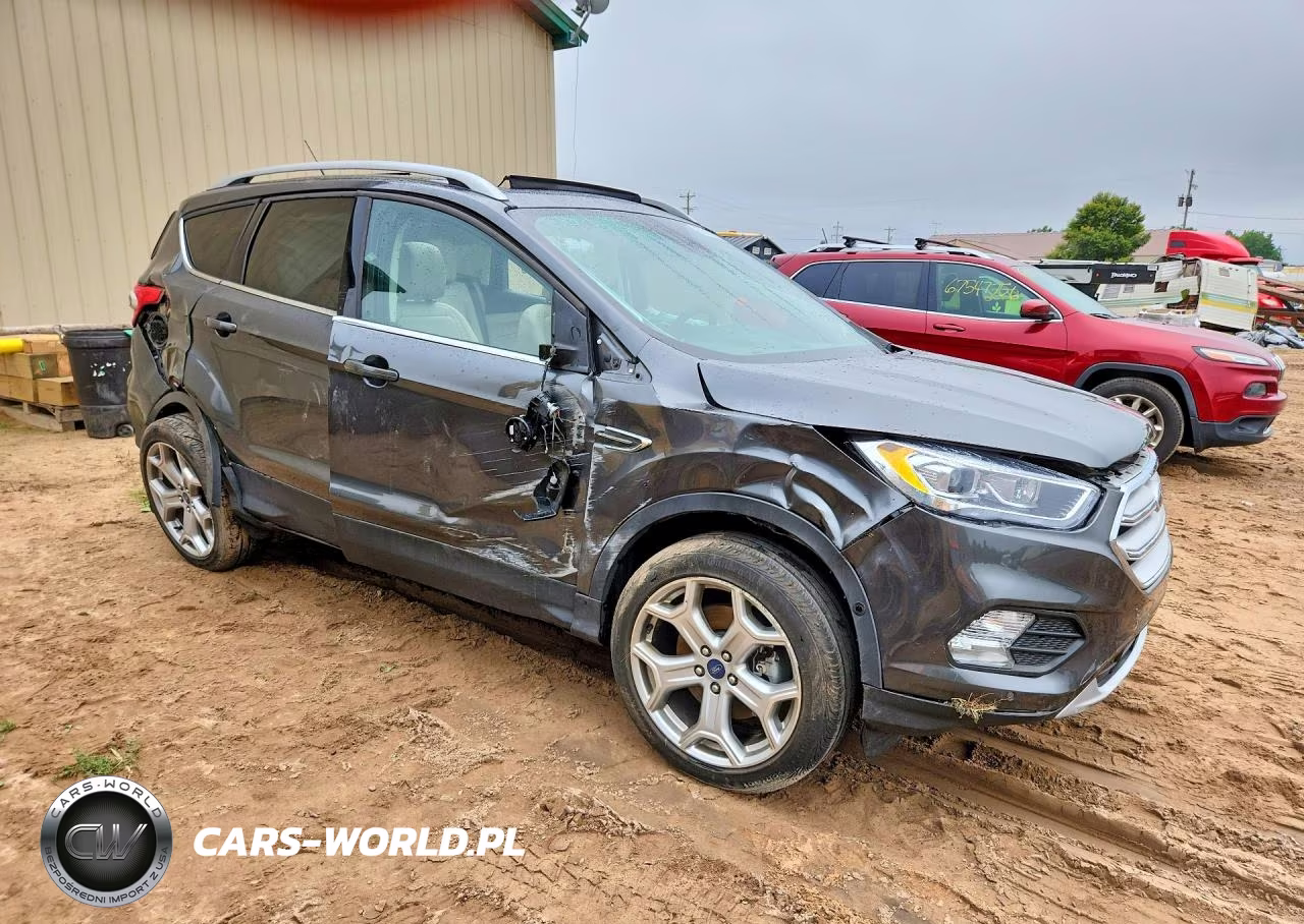 2019 Ford Escape Titanium VIN:1FMCU9J90KUA99445 - 4