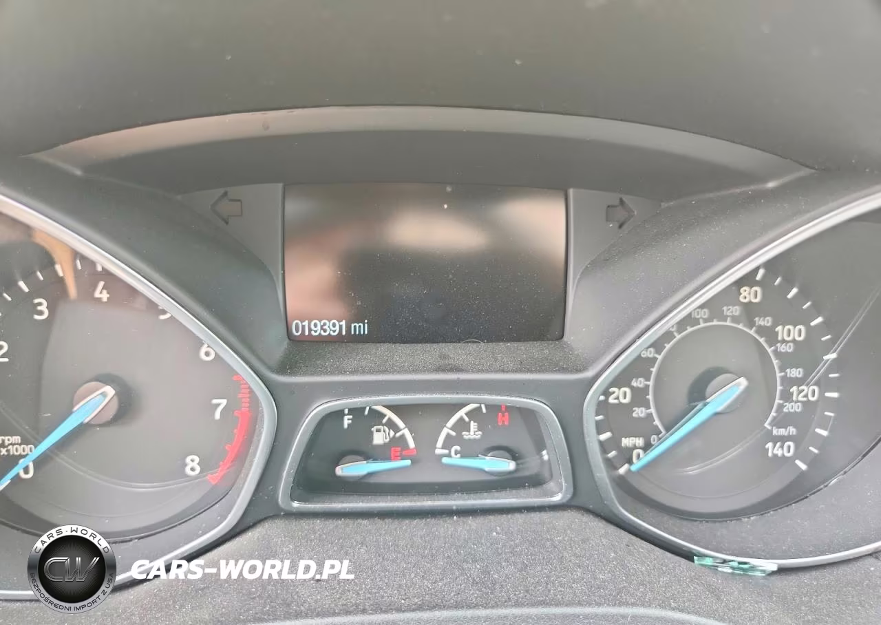2019 Ford Escape Titanium VIN:1FMCU9J90KUA99445 - 9