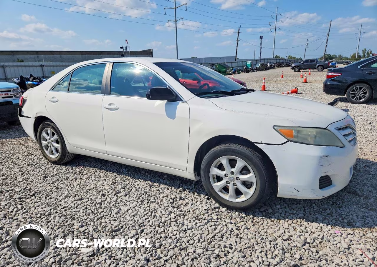 2010 Toyota Camry Le VIN:4T1BF3EK6AU566026 - 4