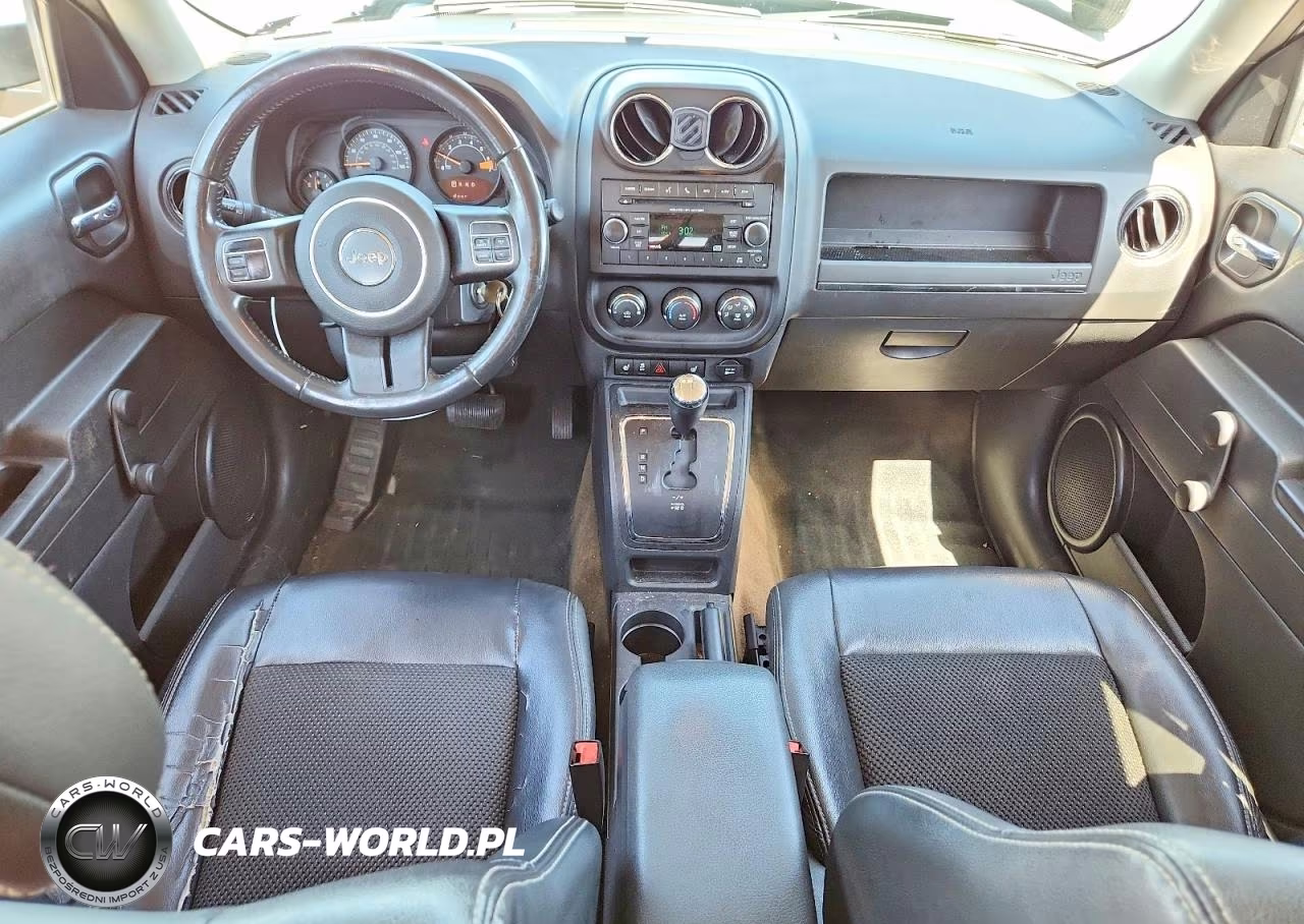 2016 Jeep Patriot Sport VIN:1C4NJPBAXGD749084 - 8