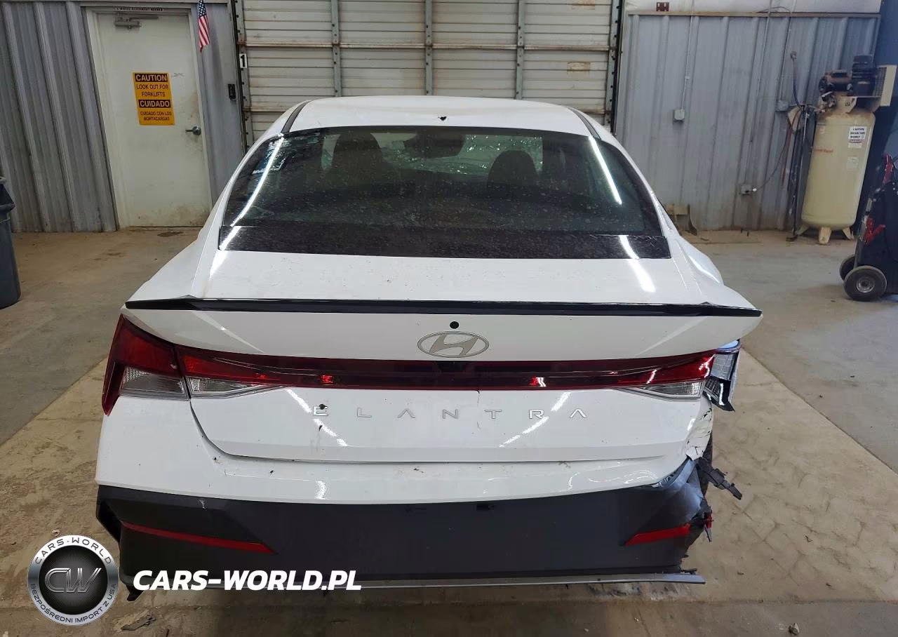 2026 Hyundai Elantra Sel Sport VIN:KMHLM4DG3TU258814 - 6