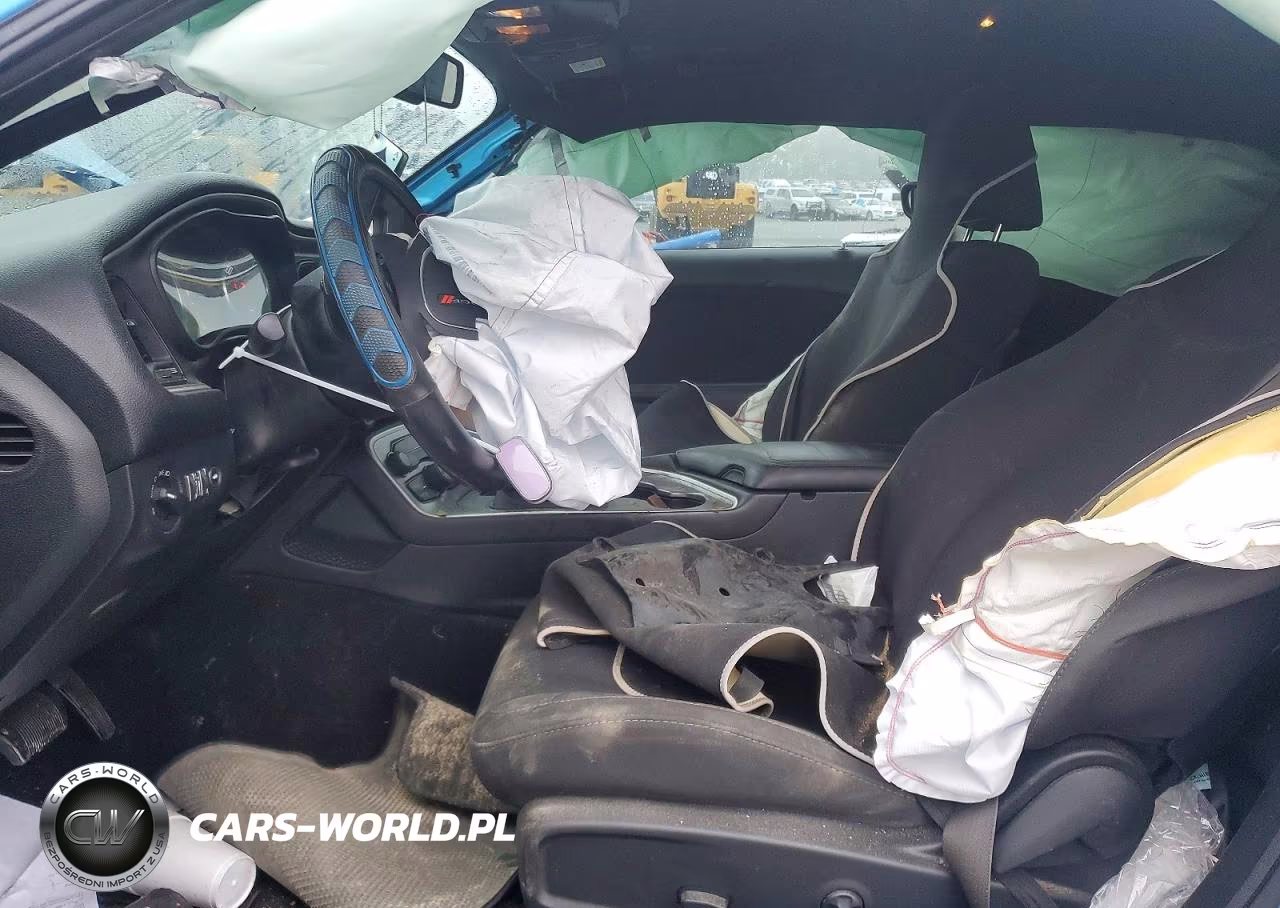 2019 Dodge Challenger Sxt VIN:2C3CDZAG8KH672375 - 7