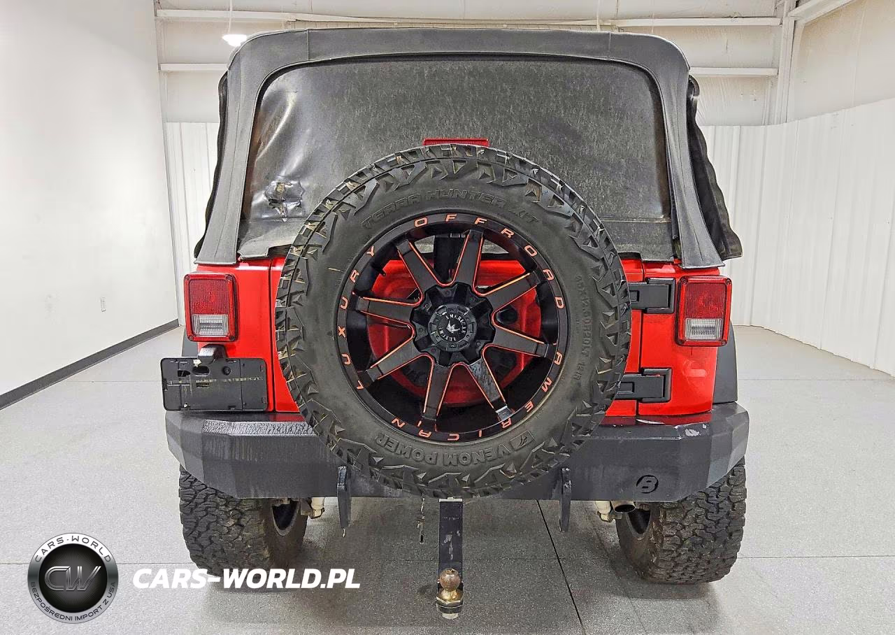 2016 Jeep Wrangler Unlimited Rubicon VIN:1C4HJWFG6GL139291 - 6