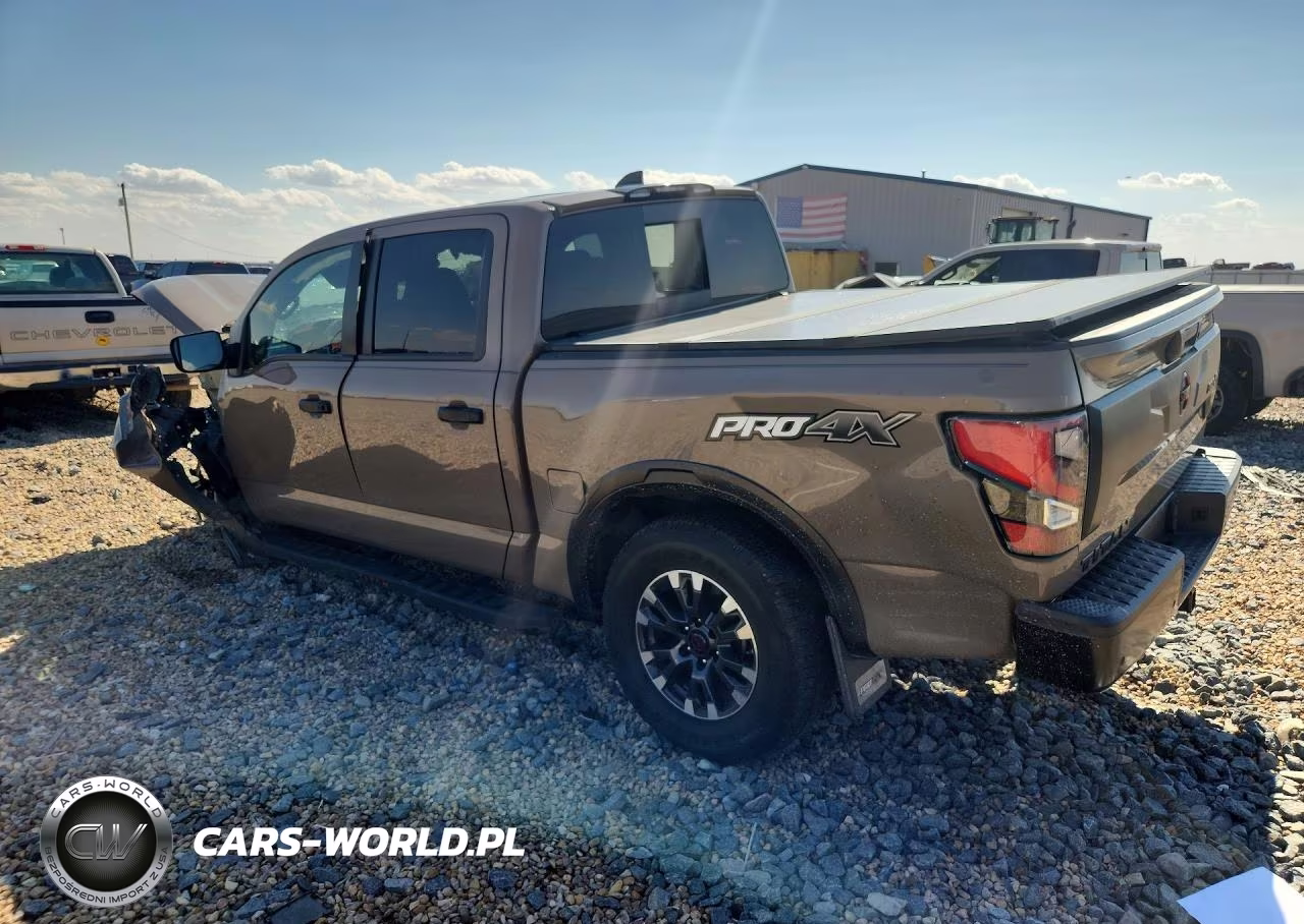 2023 Nissan Titan Pro-4X VIN:1N6AA1ED5PN106800 - 2