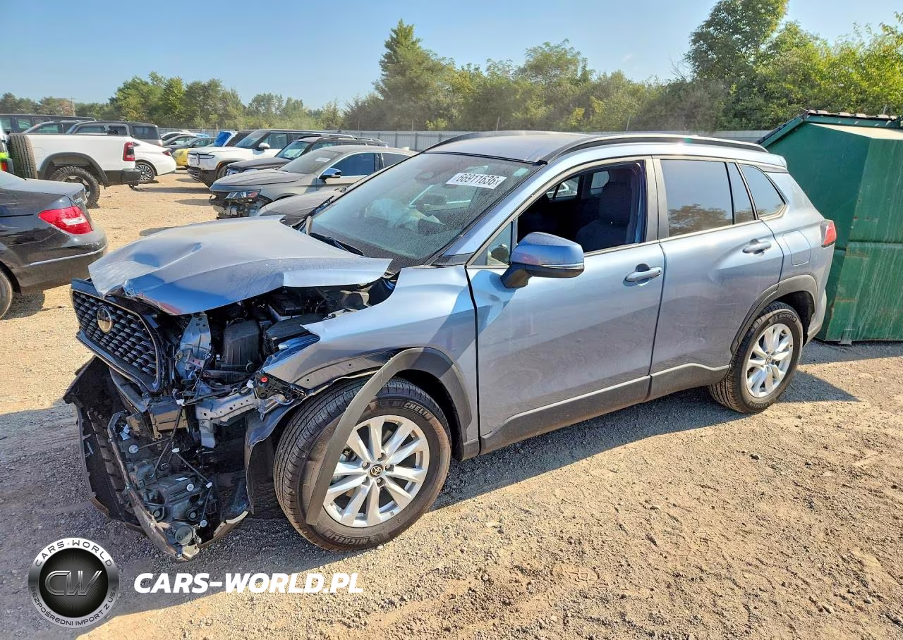 2024 Toyota Corolla Cross Le VIN:7MUBAABG6RV116194 - 1