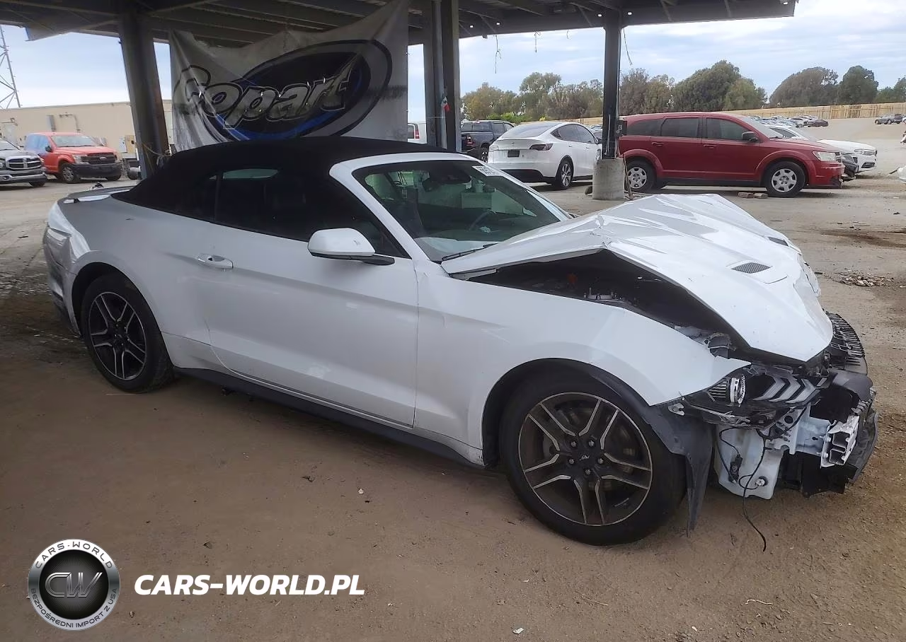 2023 Ford Mustang VIN:1FATP8UH4P5110768 - 4