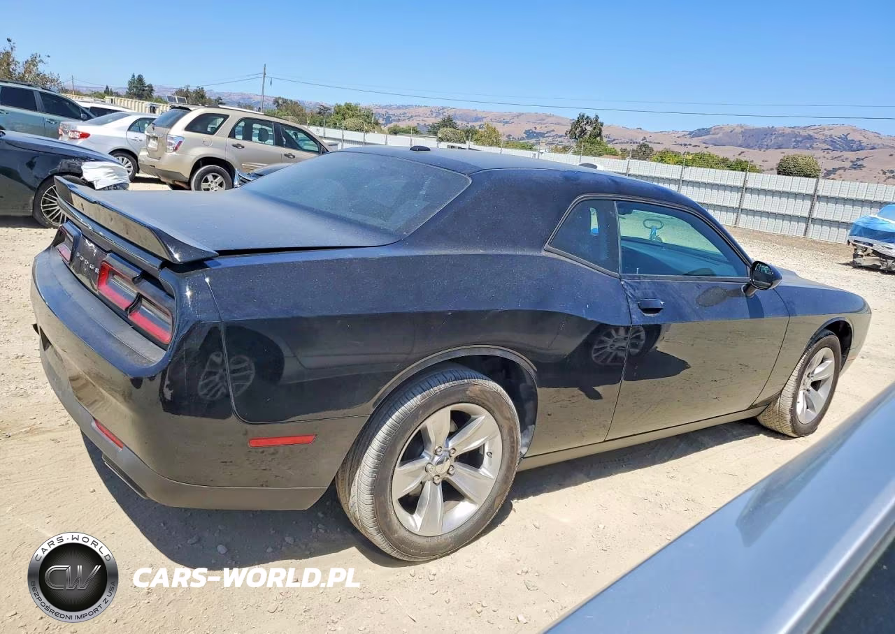 2021 Dodge Challenger Sxt VIN:2C3CDZAGXMH524456 - 3