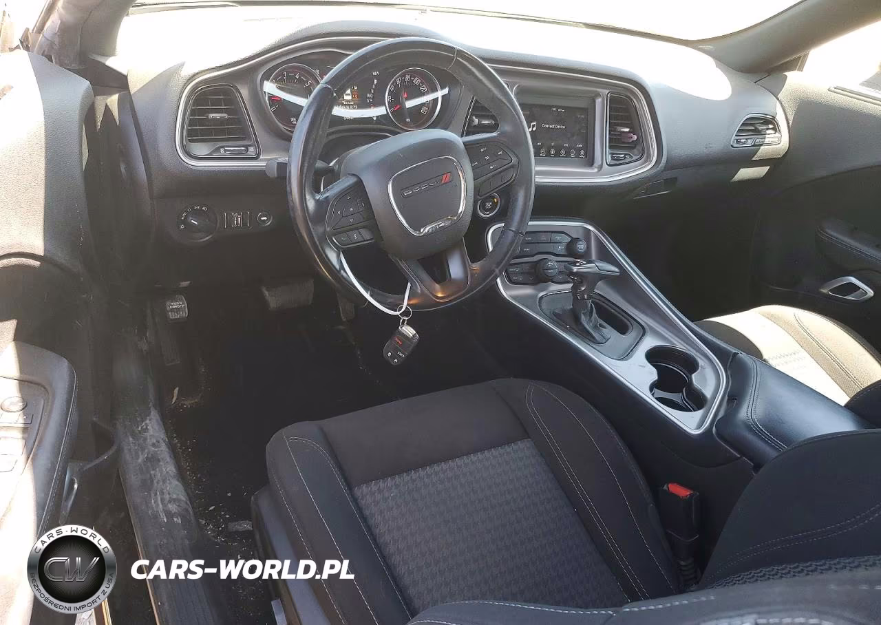 2021 Dodge Challenger Sxt VIN:2C3CDZAGXMH524456 - 8