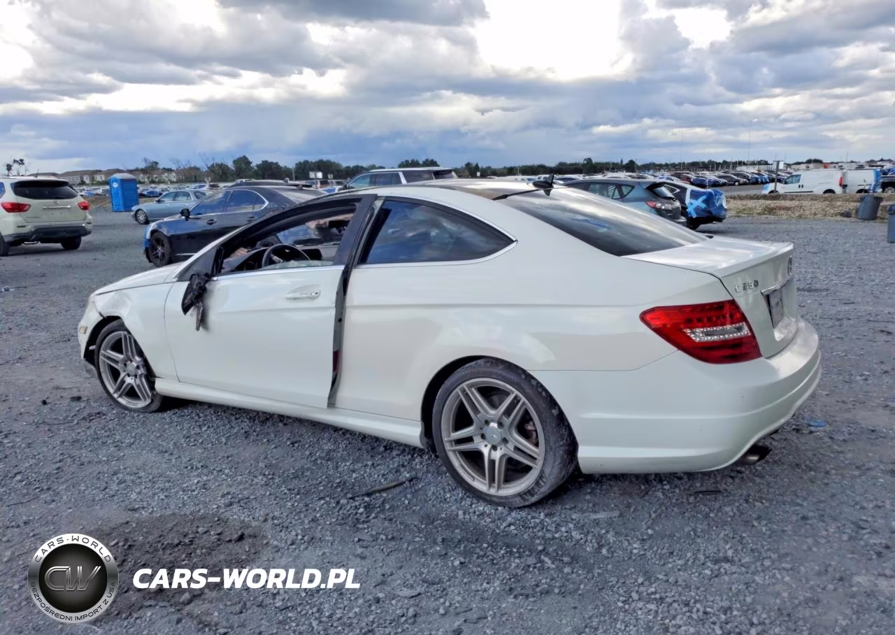 2014 Mercedes-Benz C 250 VIN:WDDGJ4HB2EG200360 - 2