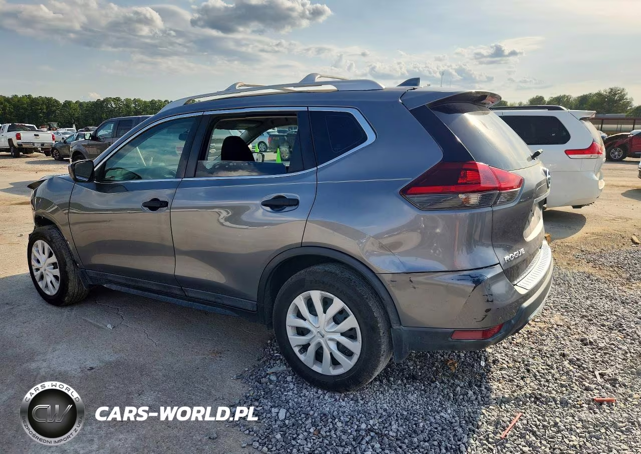 2018 Nissan Rogue S VIN:5N1AT2MTXJC719358 - 2