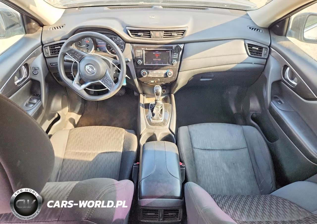 2018 Nissan Rogue S VIN:5N1AT2MTXJC719358 - 8