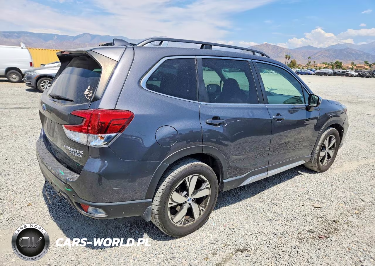 2021 Subaru Forester Touring VIN:JF2SKAXC9MH472957 - 3