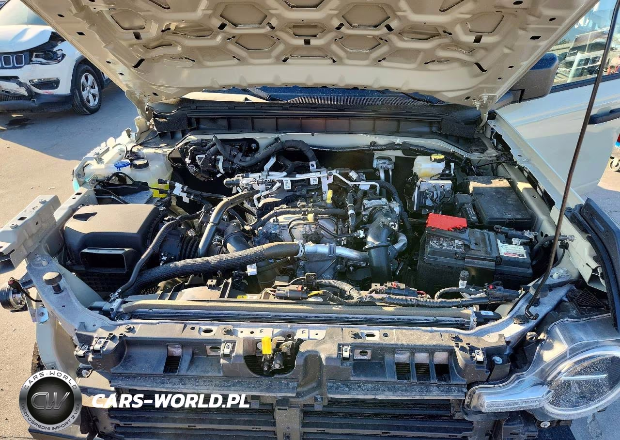 2025 Ford Bronco Big Bend VIN:1FMDE7BH1SLB56544 - 12
