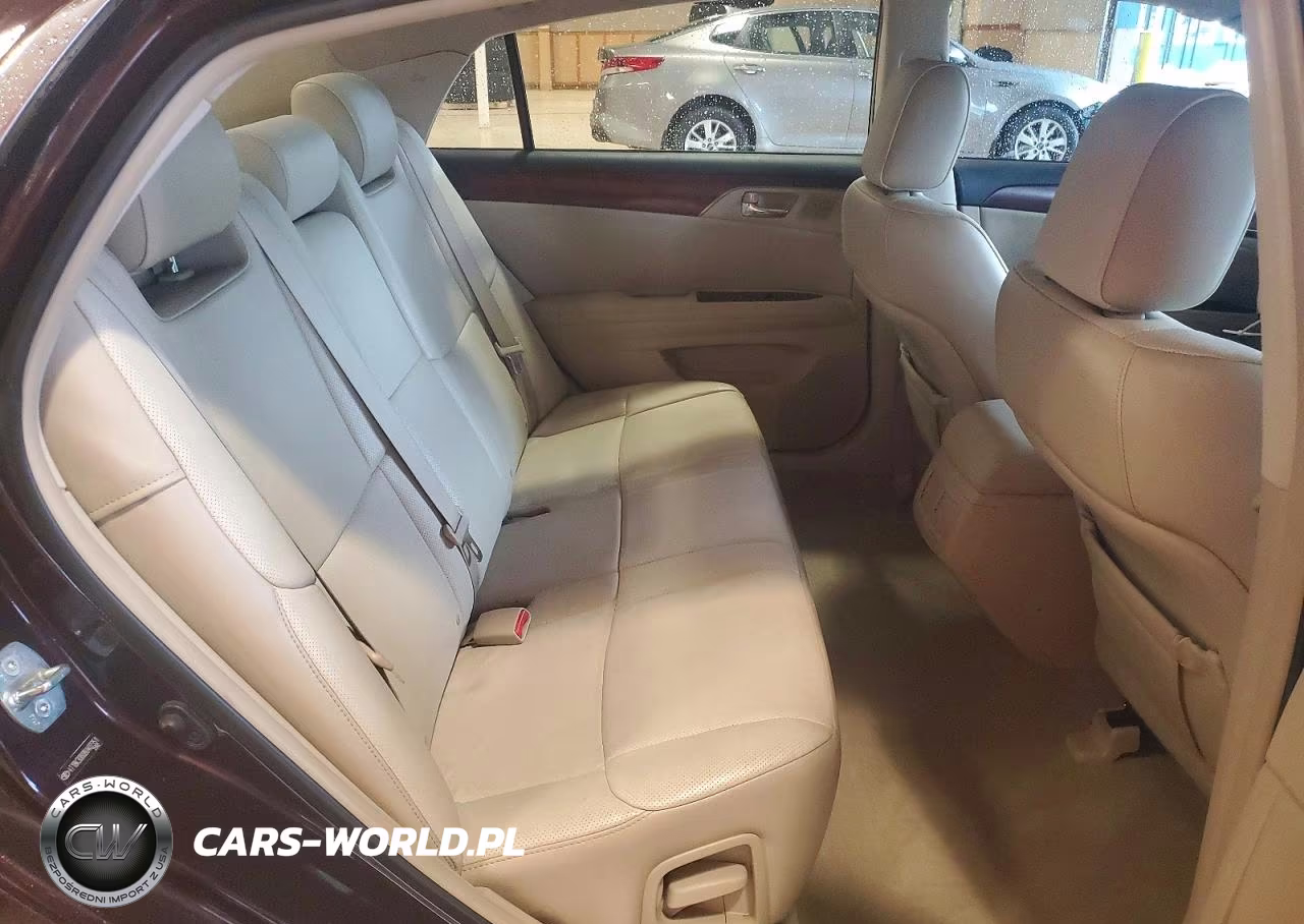 2011 Toyota Avalon Limited VIN:4T1BK3DB0BU402351 - 10