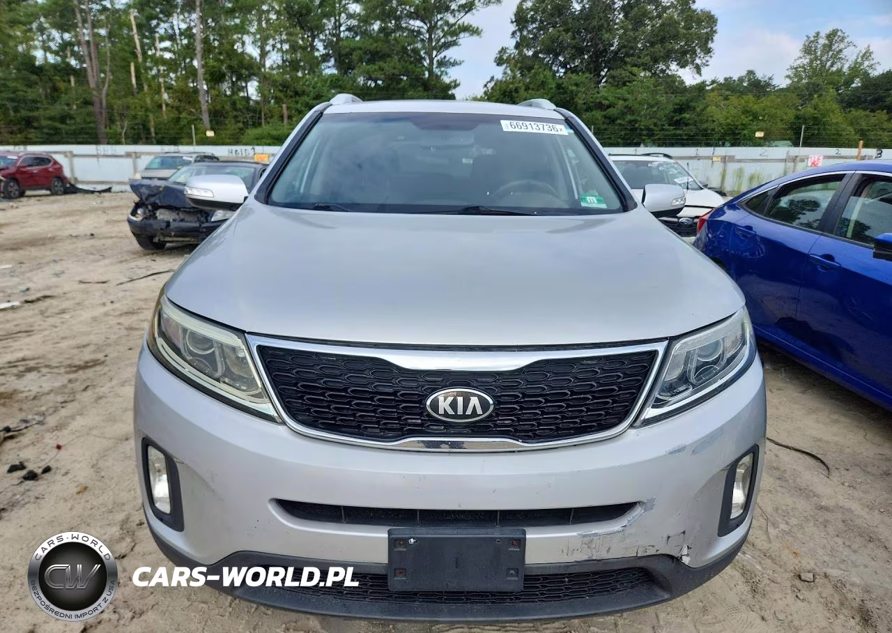 2014 Kia Sorento Lx VIN:5XYKTDA6XEG500890 - 5